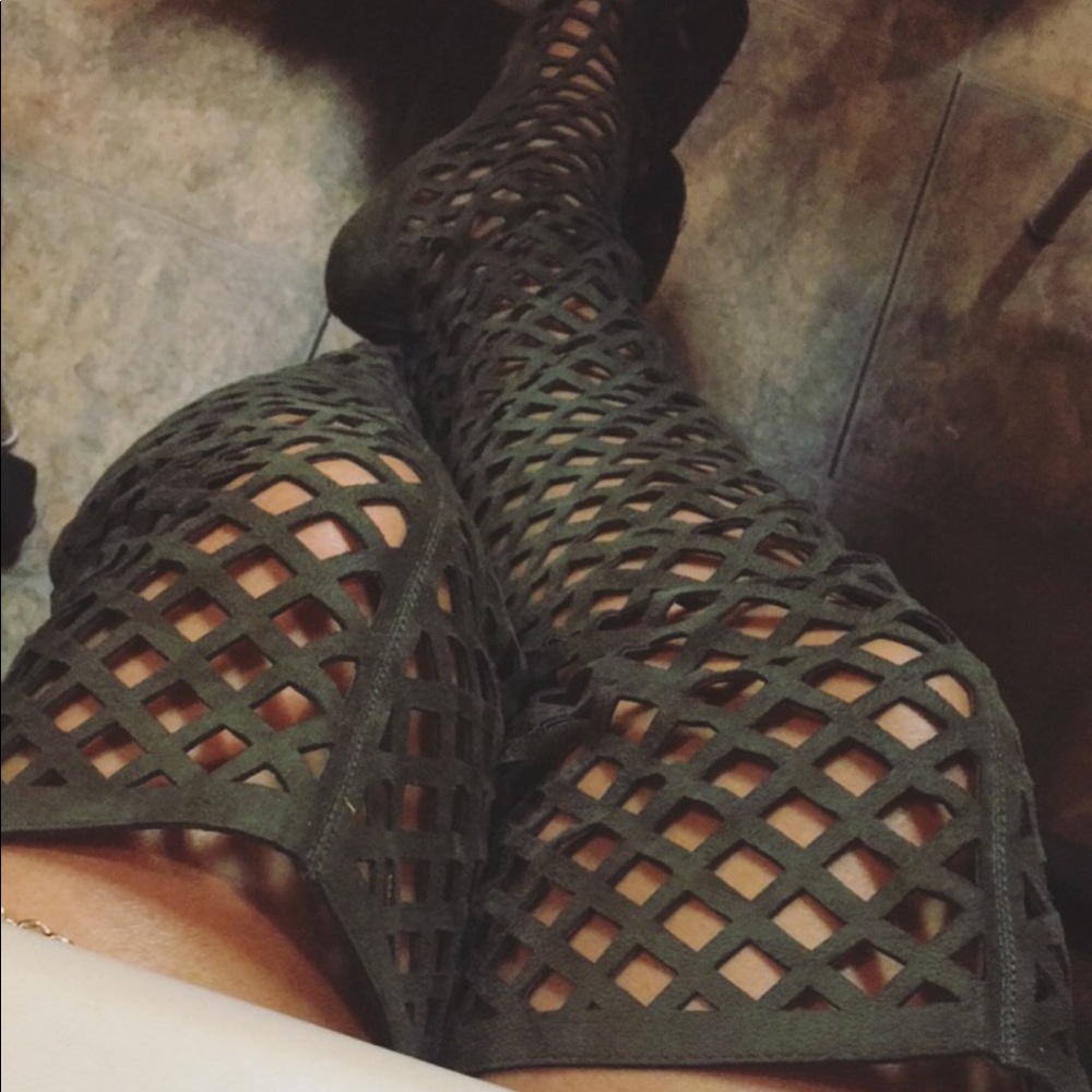 Thigh-high Army Green open-toe boots 10, no box!